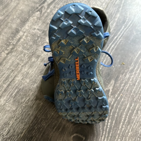 Merrill boys shoes - Picture 4 of 8